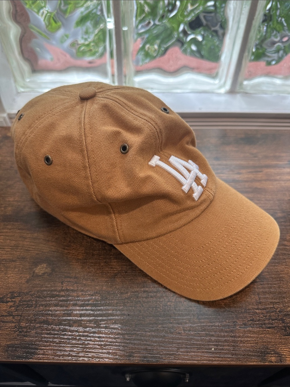 Carhartt Two-Tone Brown and Black Baseball Cap LA Dogders 47 Brand straphat